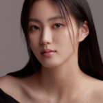 kwon-eunbin-anuncia-saida-da-industria-do-entretenimento-apos-fim-de-contrato-com-a-cube-entertainment