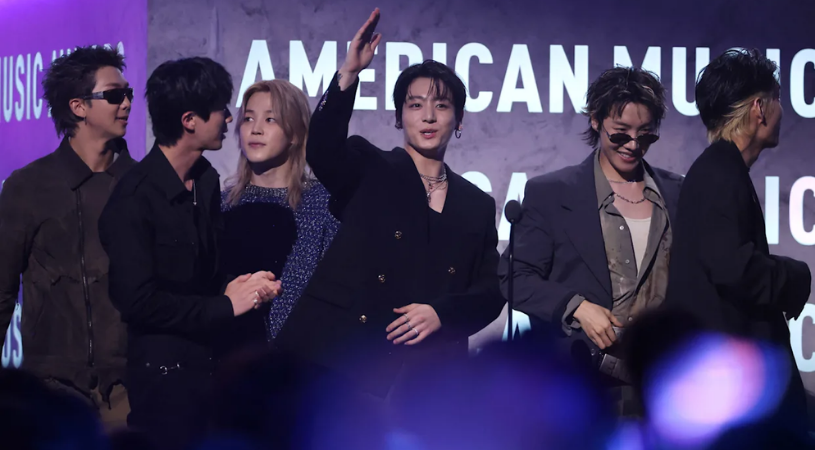 bts-domina-o-amas-2026-com-premio-de-artista-do-ano-enquanto-twice-tambem-conquista-trofeu-importante