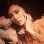 tiffany-young-relembra-episodio-curioso-com-a-sm-e-arranca-risadas-ao-falar-de-taxa-de-estacionamento